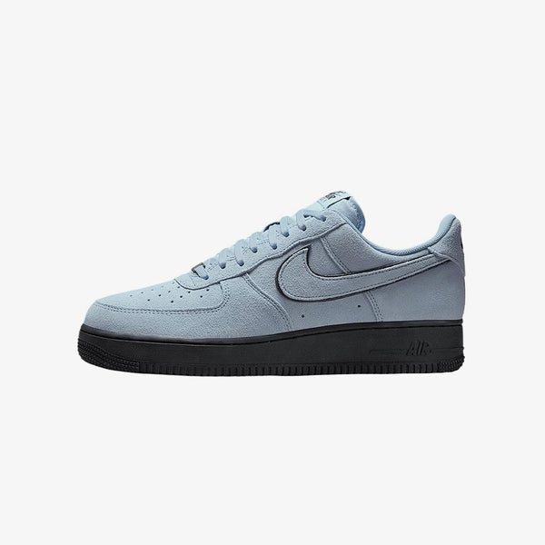 NIKE AIR FORCE 1 '07 LV8