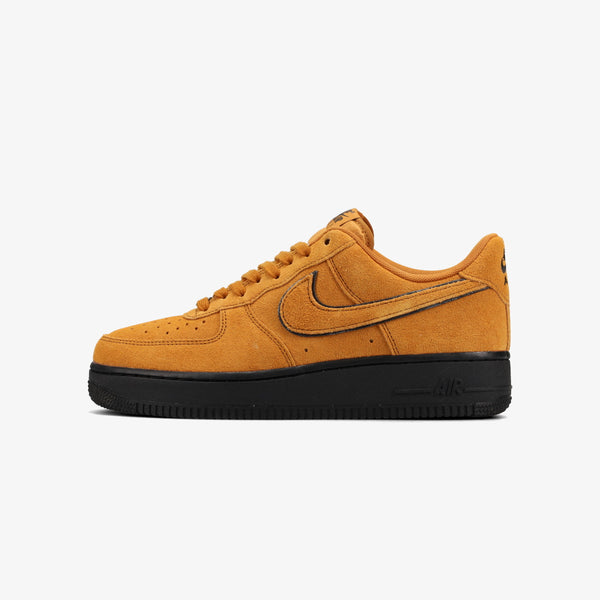 NIKE AIR FORCE 1 '07 LV8