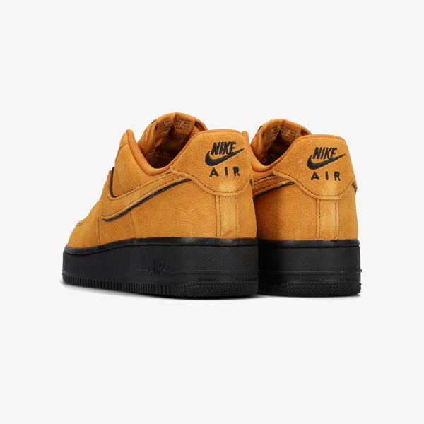 NIKE AIR FORCE 1 '07 LV8