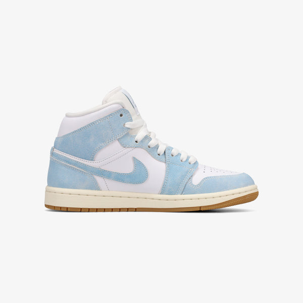 NIKE WMNS AIR JORDAN 1 MID SE