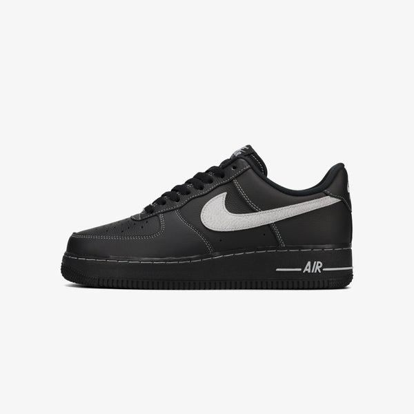 NIKE AIR FORCE 1 '07 LV8