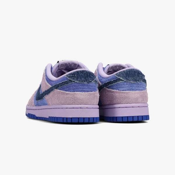 NIKE WMNS DUNK LOW SE
