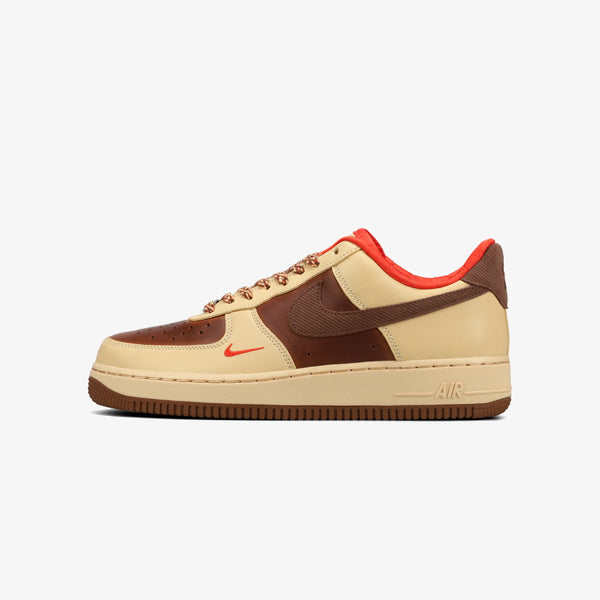 NIKE AIR FORCE 1 '07