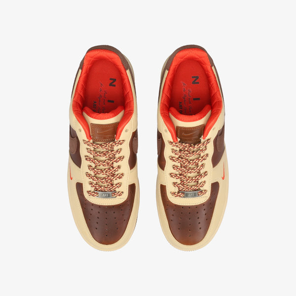 NIKE AIR FORCE 1 '07