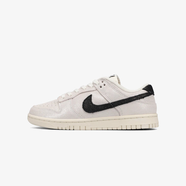 NIKE WMNS DUNK LOW SE