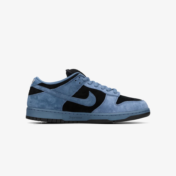 NIKE SB DUNK LOW × SUPREME -NORTH AMERICA EXCLUSIVE-