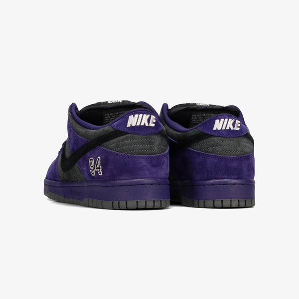 NIKE SB DUNK LOW × SUPREME -EUROPE AND THE UK EXCLUSIVE-