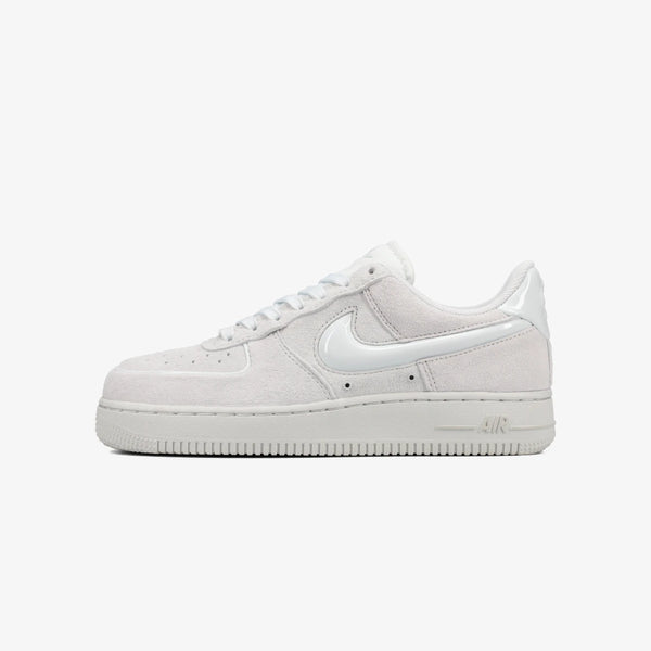 NIKE WMNS AIR FORCE 1 '07