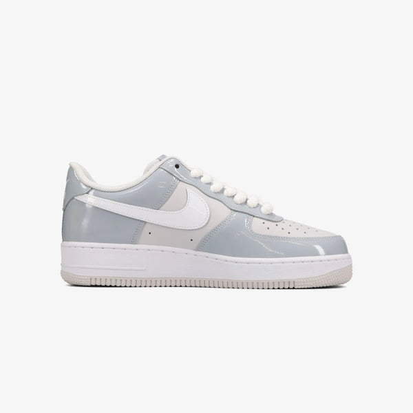 NIKE AIR FORCE 1 '07 LV8