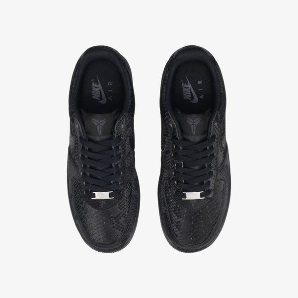 NIKE AIR FORCE 1 LOW × KOBE BRYANT