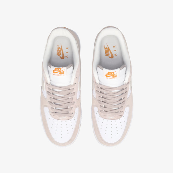 NIKE AIR FORCE 1 '07