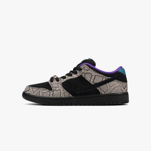 NIKE SB DUNK LOW PRO × DASHAWN JORDAN