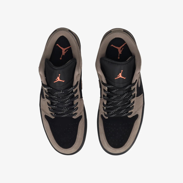 NIKE AIR JORDAN 1 LOW SE