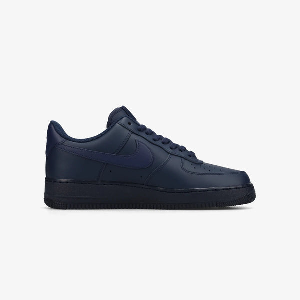 NIKE AIR FORCE 1 '07