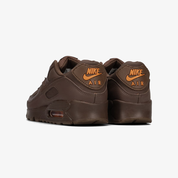 NIKE AIR MAX 90 ESSENTIAL+