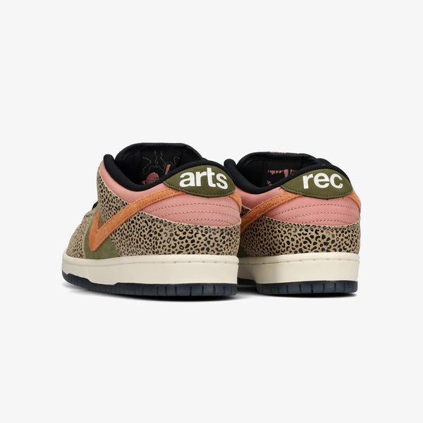 NIKE SB DUNK LOW PRO × ARTS-REC