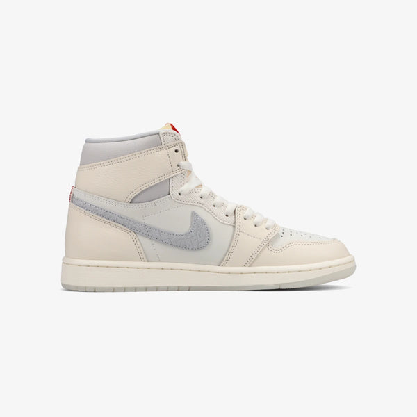 NIKE AIR JORDAN 1 RETRO HIGH OG