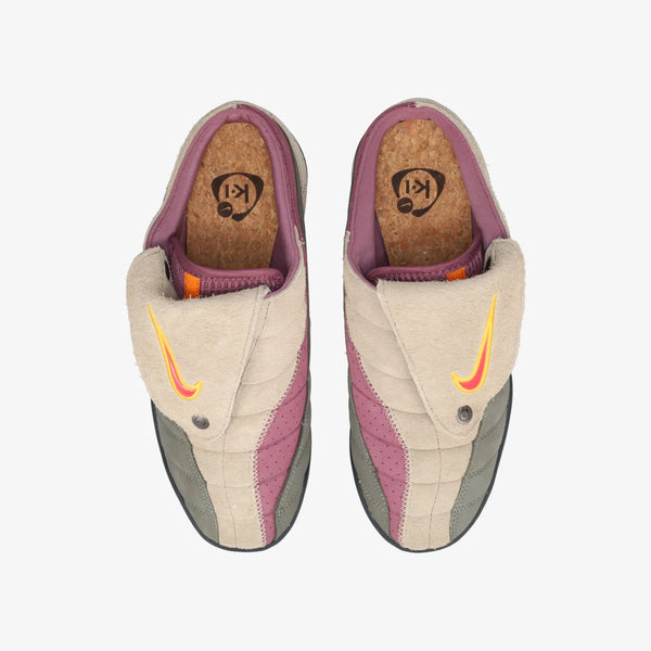 NIKE TOTAL 90 MULE × KIDS OF IMMIGRANTS