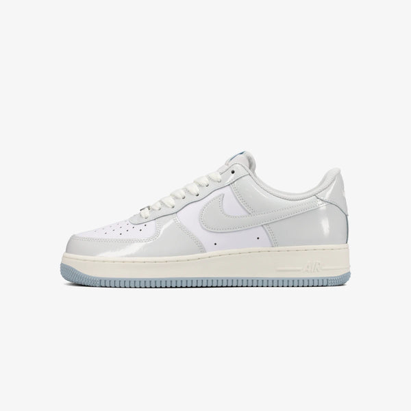 NIKE AIR FORCE 1 '07