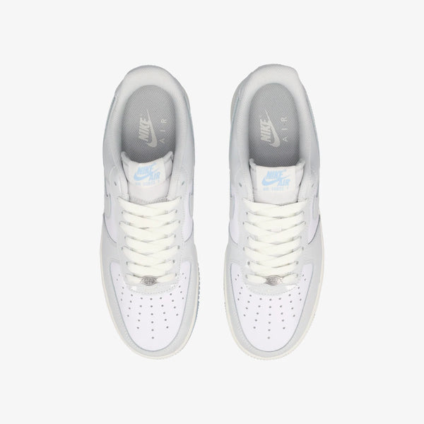 NIKE AIR FORCE 1 '07
