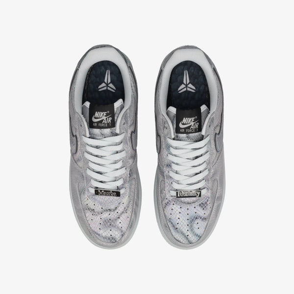 NIKE AIR FORCE 1 LOW PROTRO × KOBE BRYANT -LENTICULAR SNAKE-