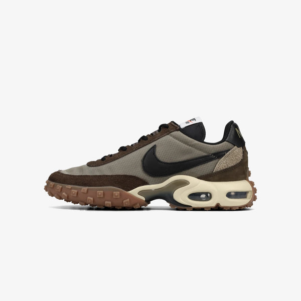 NIKE AIR MAX WAFFLE SP V2 – KICKS LAB. 公式オンラインストア NIKE AIR MAX WAFFLE SP V2 – KICKS LAB. 公式オンラインストア