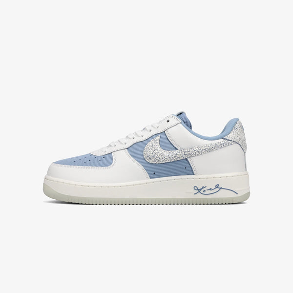 NIKE AIR FORCE 1 LOW PROTRO × KOBE BRYANT -CITY OF CHAMPIONS-