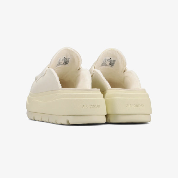 NIKE WMNS AIR JORDAN MULE