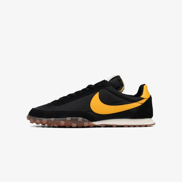 NIKE WAFFLE RACER