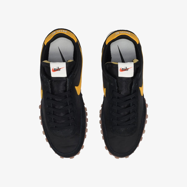 NIKE WAFFLE RACER