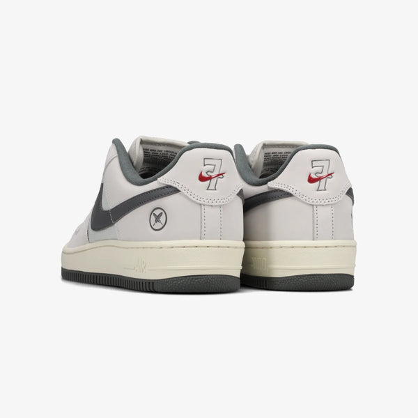 NIKE SB AIR FORCE 1 LOW × YUTO HORIGOME