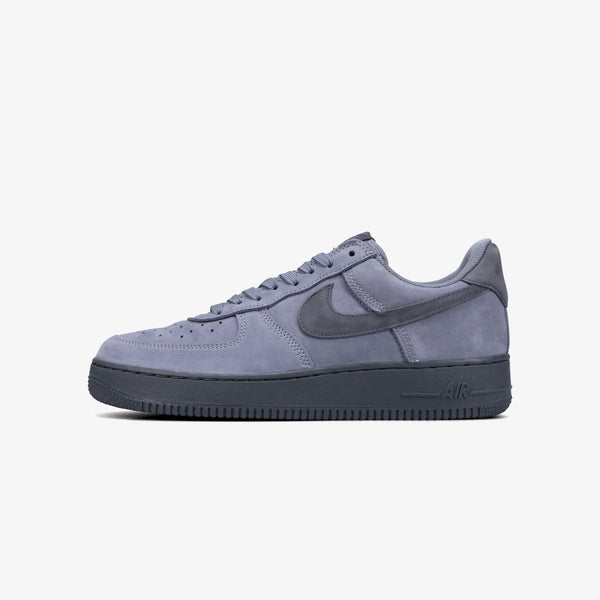 NIKE AIR FORCE 1 LOW RETRO PREMIUM QS