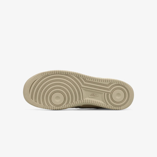 NIKE AIR FORCE 1 '07 LV8