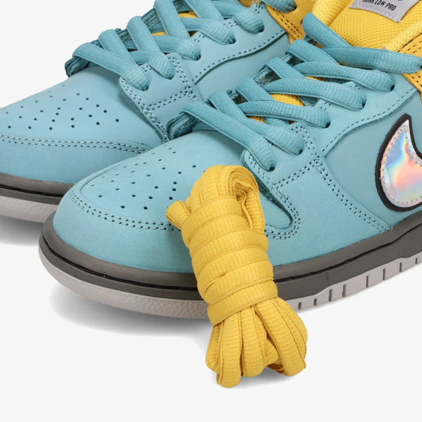 NIKE SB DUNK LOW PRO