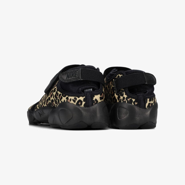 NIKE WMNS AIR RIFT