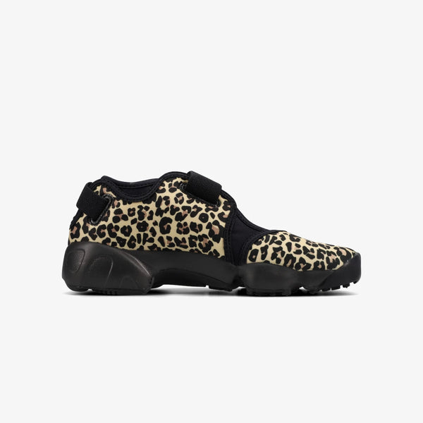 NIKE WMNS AIR RIFT