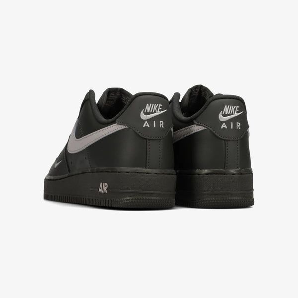 NIKE AIR FORCE 1 '07