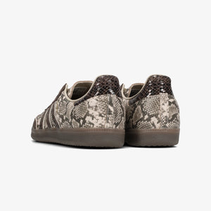 COMING SOON – KICKS LAB. 公式オンラインストア