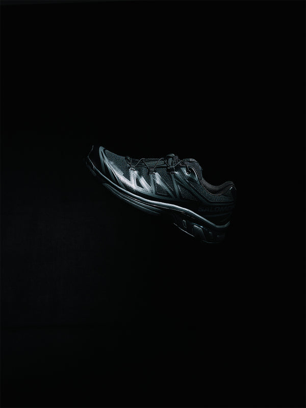 SALOMON XT-6 GTX -BLACKED OUT-
