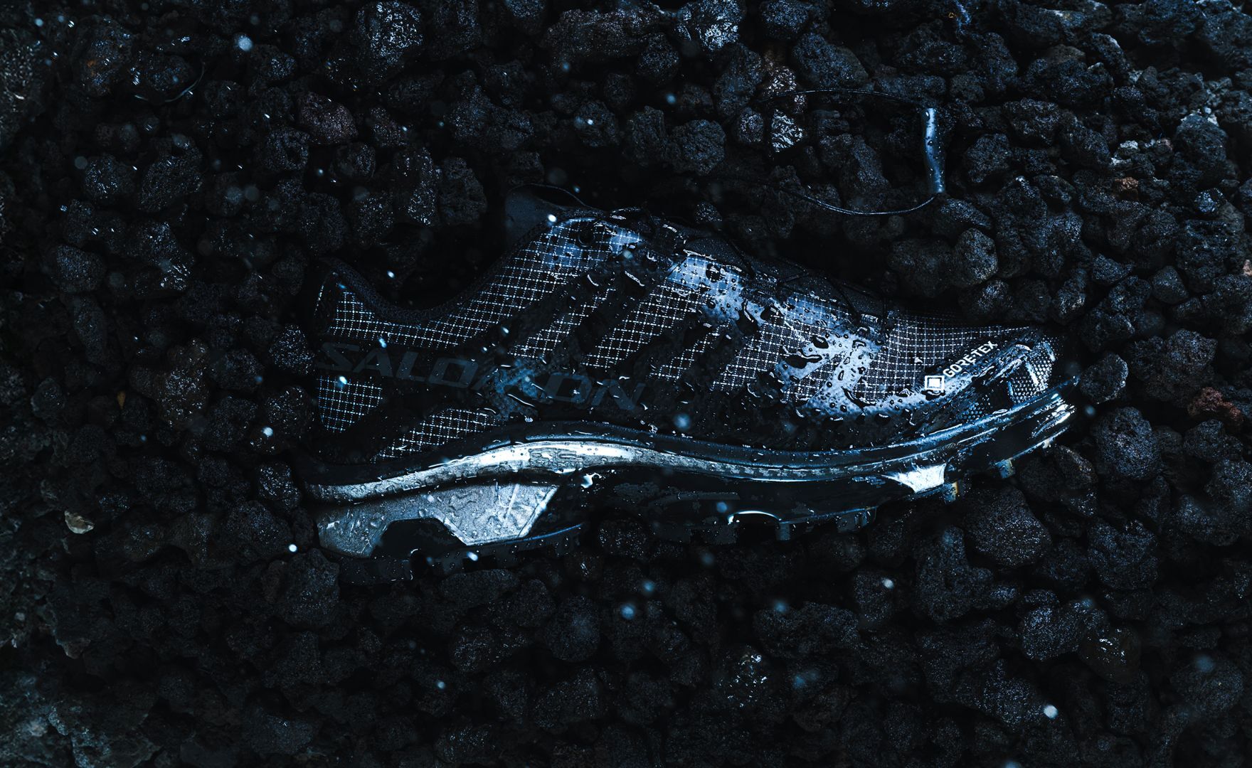 KICKS LAB.