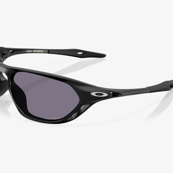 OAKLEY CAGE JACKET -HIGH BRIDGE FIT-