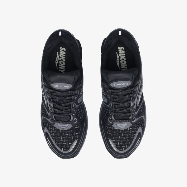 【9月15日(火)発売】 Saucony PROGRID TRIUMPH 4 FAB FUTURE