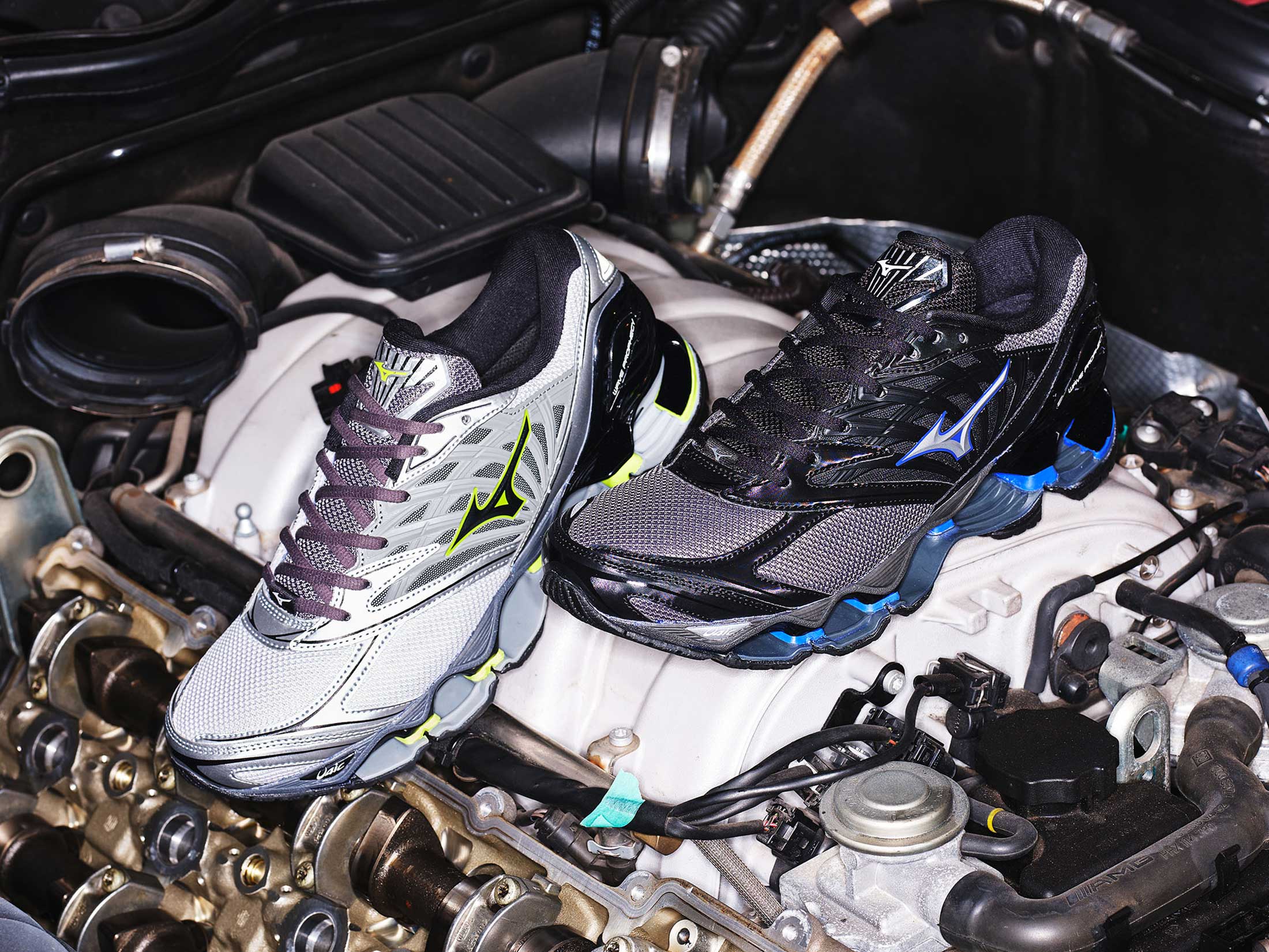 KICKS LAB.