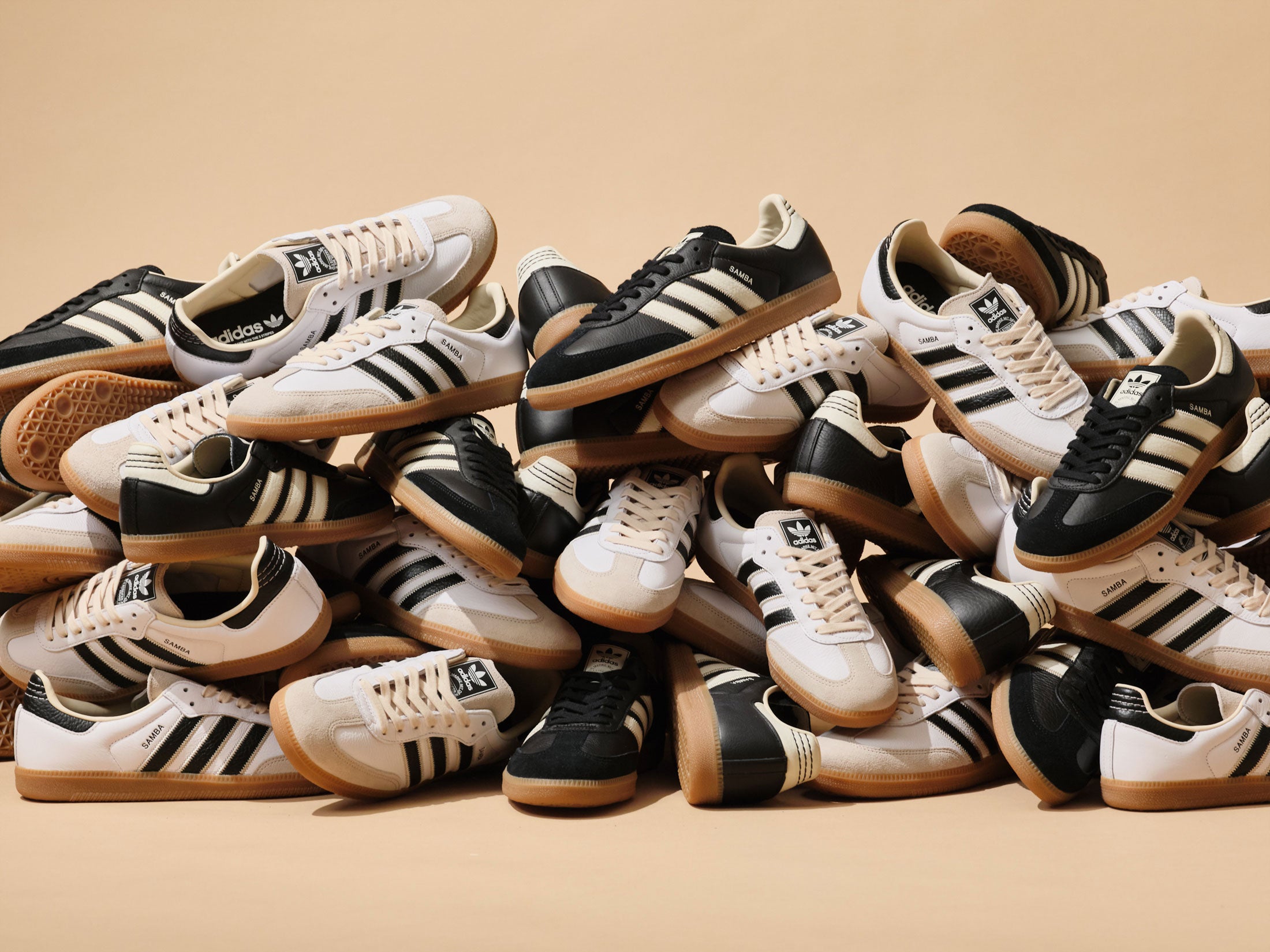 KICKS LAB.