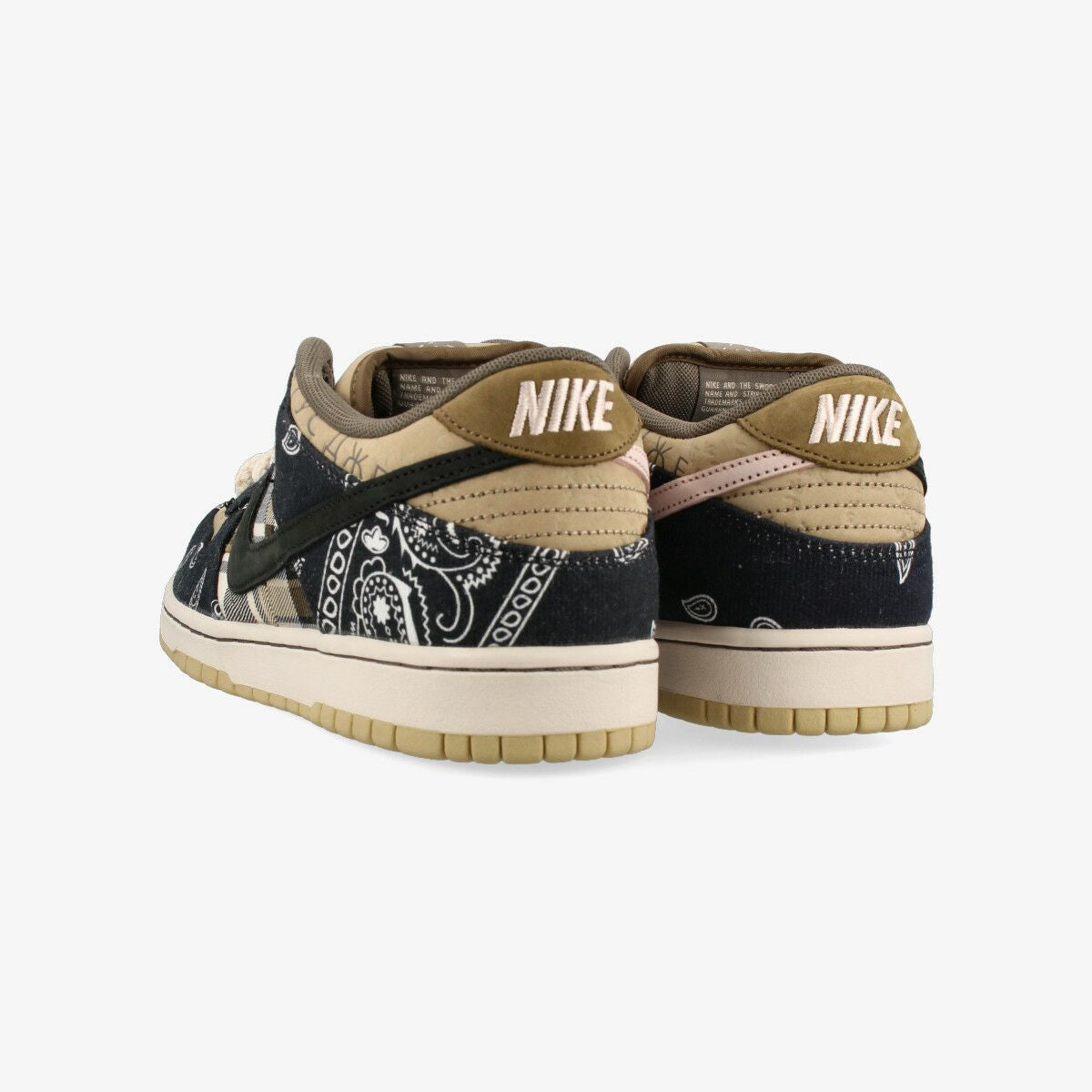 NIKE SB DUNK LOW PRM QS BLACK/BLACK/PARACHUTE BEIGE [TRAVIS SCOTT