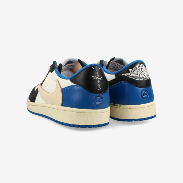 NIKE AIR JORDAN LOW OG SP SAIL/MILITARY BLUE/BLACK/MUSLINE