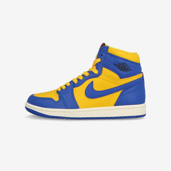 NIKE WMNS AIR JORDAN 1 RETRO HIGH OG [LANEY] VARSITY MAIZE/GAME 