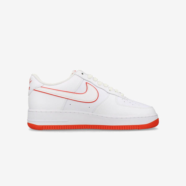 NIKE AIR FORCE 1 '07 WHITE/WHITE/PICANTE RED